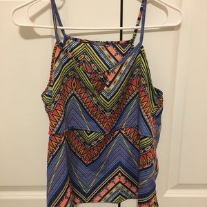 Sleeveless periwinkle modern pattern blouse